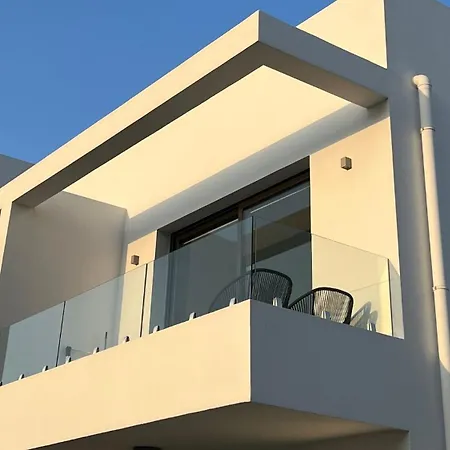 Apartamento Cozy And Modern One-bedroom In Cove Garden Cirénia